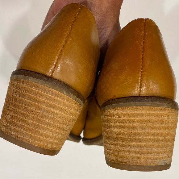 ❤️SOLD❤️Crown Vintage Leather Morrison Bootie - Picture 5 of 6